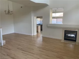 Photo #2: 2171565 Listing