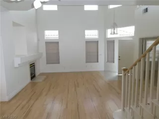 Photo #3: 2171565 Listing