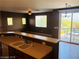 Photo #4: 2171591 Listing 