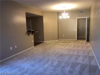 Photo #3: 2171625 Listing 