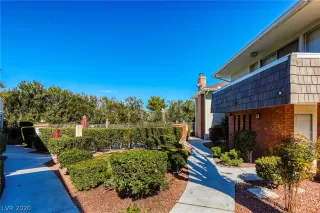 Photo #1: 2171718 Listing