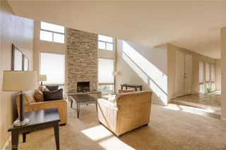 Photo #5: 2171718 Listing