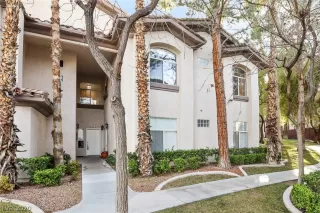 Photo #1: 2171720 Listing