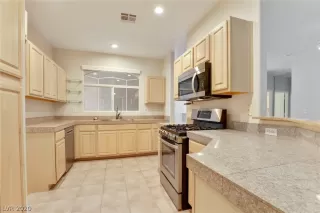 Photo #6: 2171720 Listing