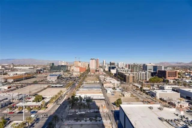 MLS: 2171724 Condo For Sale