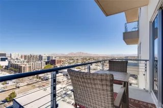 Photo #3: 2171724 Listing