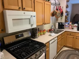 Photo #2: 2171804 Listing 