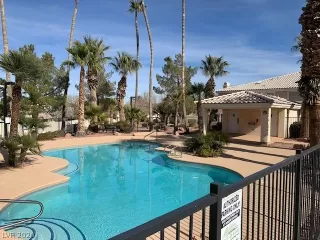 Photo #6: 2171804 Listing 