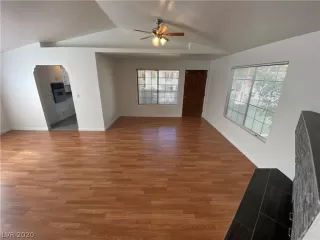 Photo #3: 2171828 Listing 