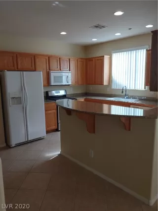 Photo #2: 2171862 Listing 