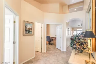 Photo #4: 2171882 Listing