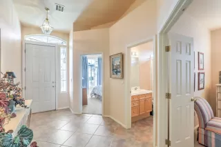 Photo #6: 2171882 Listing