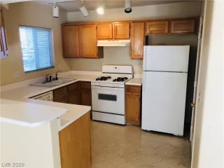 Photo #6: 2171902 Listing 