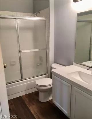 Photo #2: 2171930 Listing