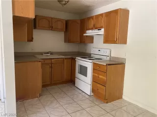 Photo #5: 2171957 Listing 