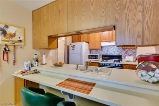 Photo #2: 2171958 Listing 