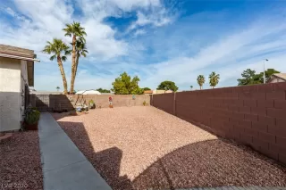 Photo #4: 2171958 Listing 