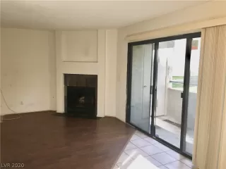 Photo #4: 2172000 Listing 