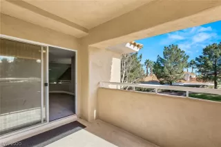 Photo #2: 2172134 Listing