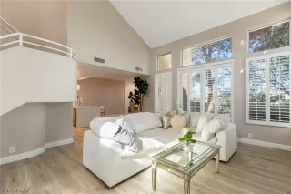 Photo #4: 2172134 Listing