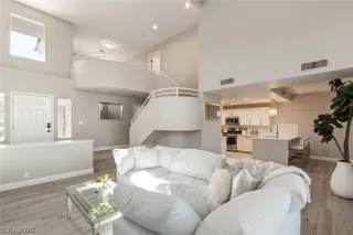 Photo #6: 2172134 Listing