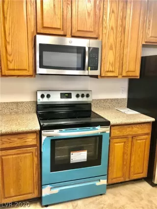 Photo #6: 2172181 Listing