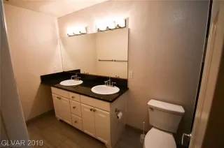 Photo #5: 2172277 Listing