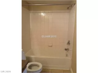 Photo #6: 2172278 Listing 