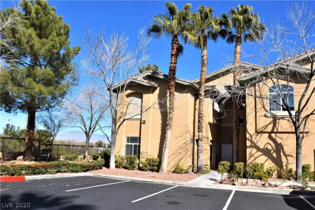 MLS: 2172313 Condo For Sale