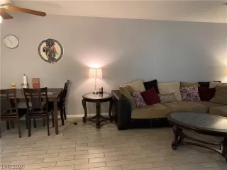 Photo #5: 2172345 Listing