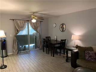 Photo #6: 2172345 Listing