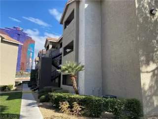 Photo #1: 2172369 Listing