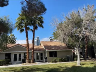 Photo #3: 2172369 Listing