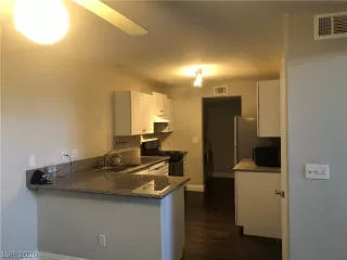 Photo #3: 2172371 Listing 