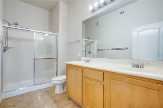 Photo #3: 2172392 Listing