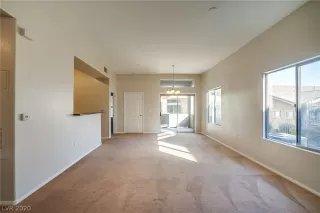 Photo #5: 2172392 Listing