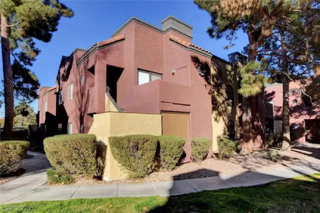 MLS: 2172471 Condo For Sale