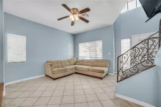 Photo #2: 2172496 Listing