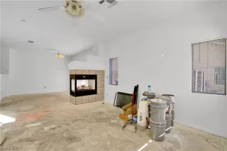 Photo #2: 2172497 Listing