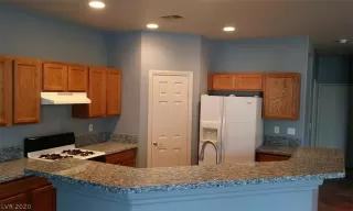 Photo #2: 2172545 Listing