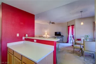 Photo #5: 2172563 Listing