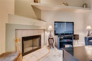 Photo #5: 2172568 Listing 