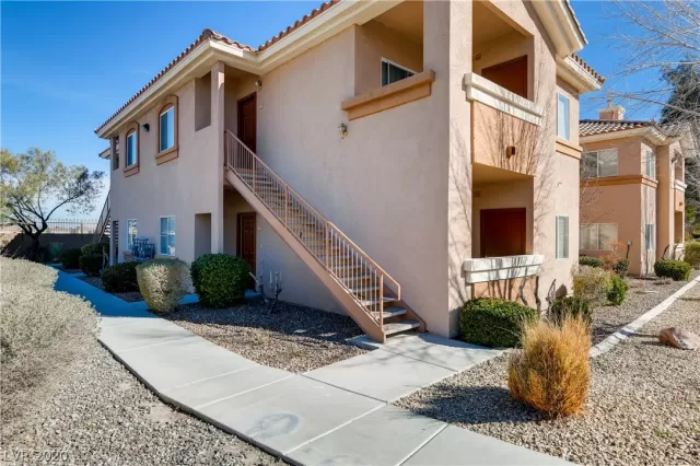 MLS: 2172587 Condo For Sale