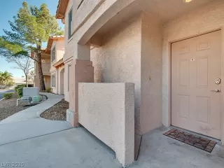 Photo #1: 2172622 Listing