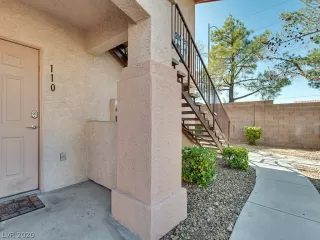 Photo #2: 2172622 Listing