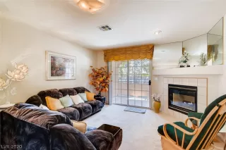 Photo #3: 2172741 Listing