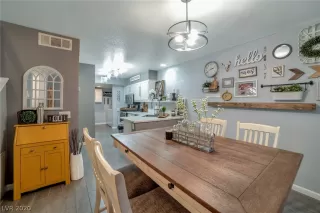 Photo #6: 2172837 Listing