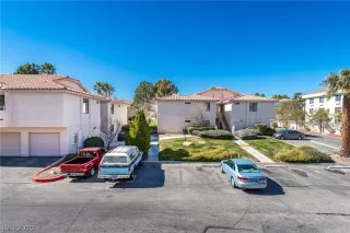 Photo #6: 2172926 Listing