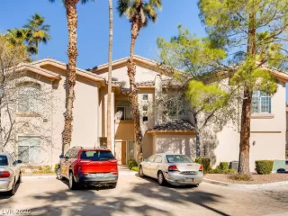 Photo #1: 2173052 Listing