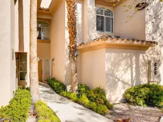 Photo #2: 2173052 Listing